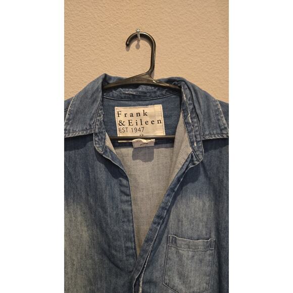 Frank & Eileen Women's Eileen Blue Denim Vintage Distressed Button-Up Shirt M - Picture 4 of 12